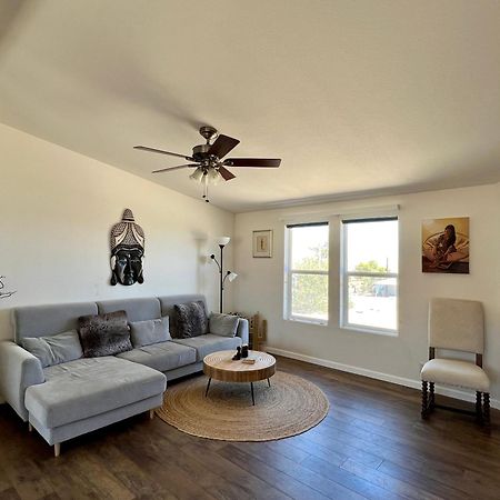 トウェンティナイン・パームズ Bodhi House, Joshua Tree National Parkホステル エクステリア 写真