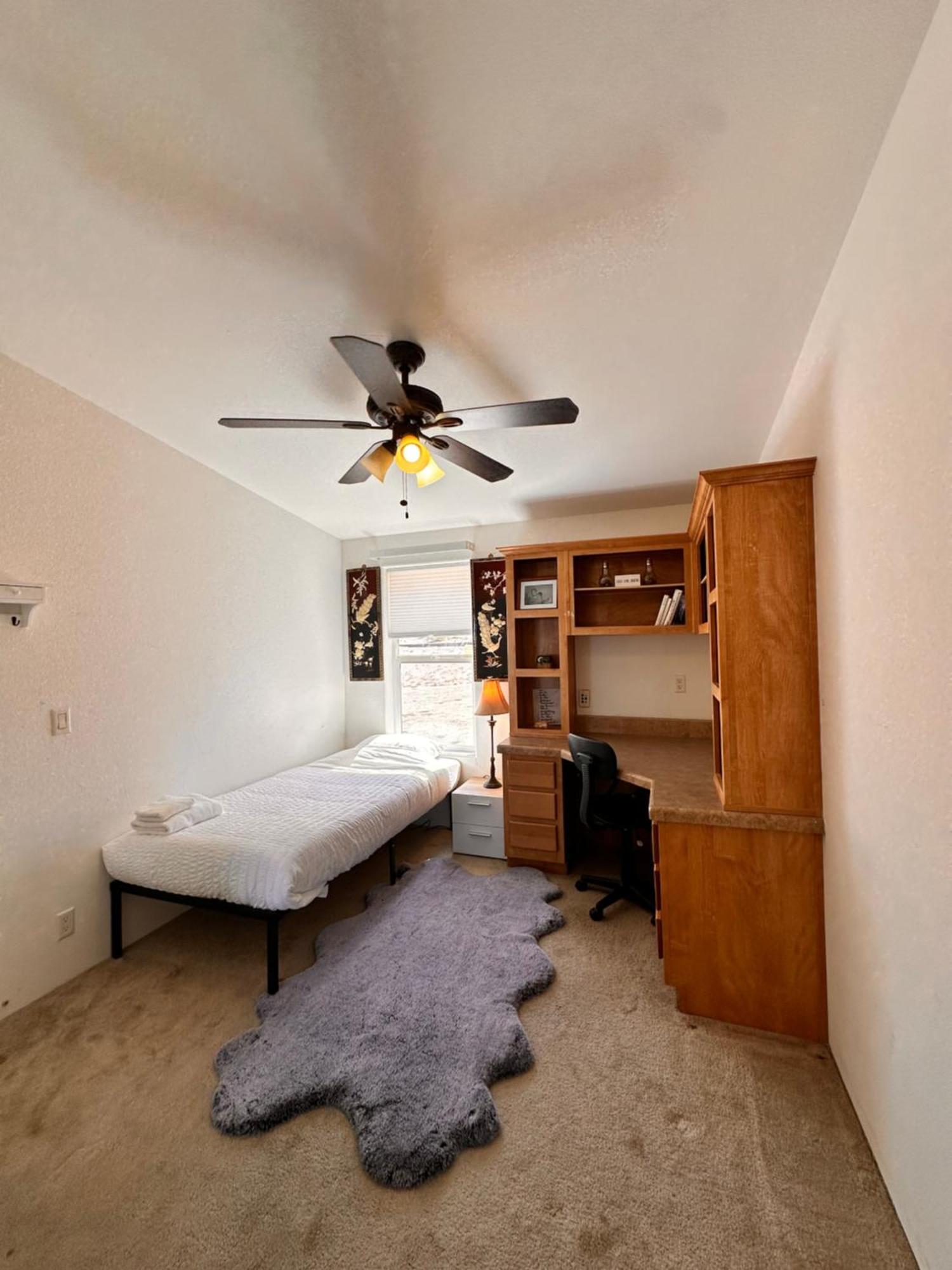 トウェンティナイン・パームズ Bodhi House, Joshua Tree National Parkホステル エクステリア 写真